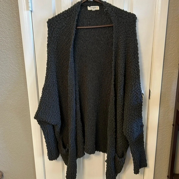 Umgee Women’s XL Gray Popcorn Knit Comfy Cardigan Sweater with Pockets - Picture 1 of 8
